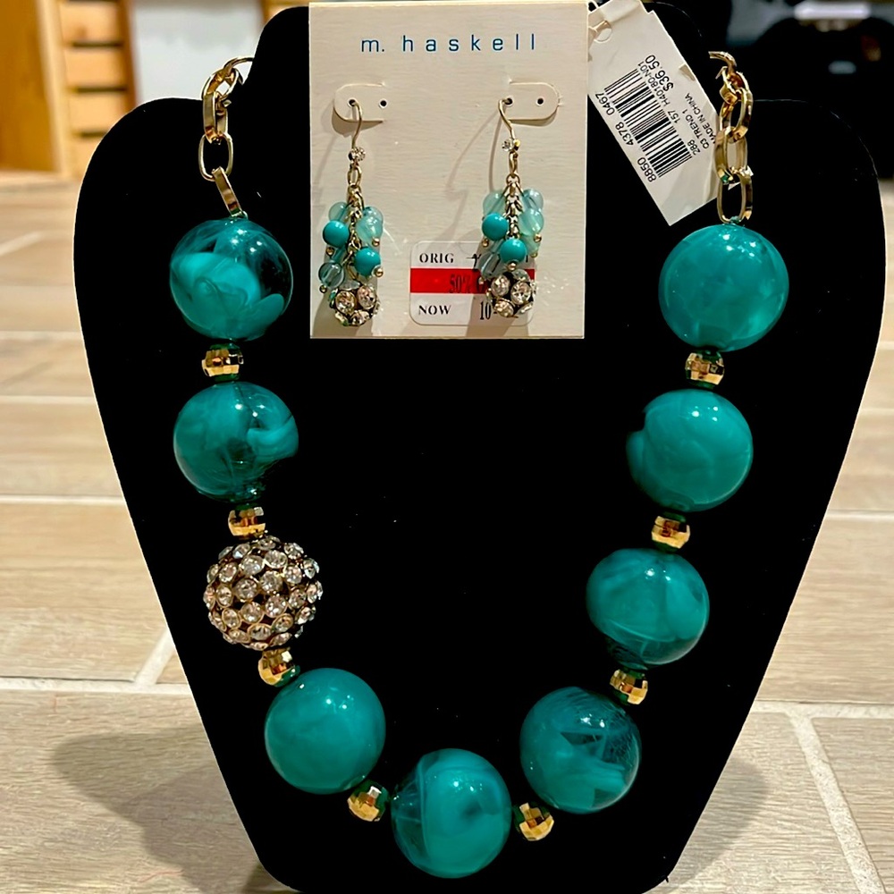 Mint/green statement necklace and earrings
